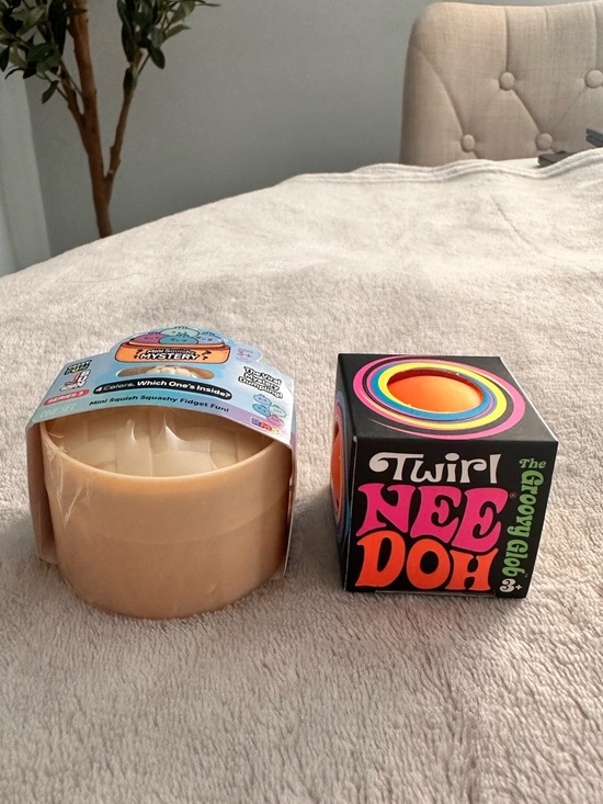 Schylling Other - Groovy Globe Stress Ball - Beige